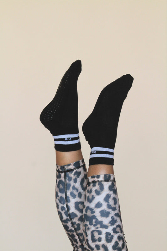 Don't Trip Pilates Sock - Black/White